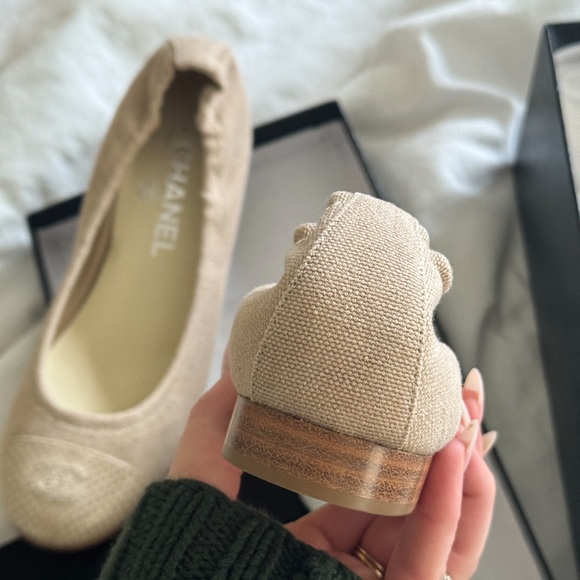 NWT CHANEL BALET FLATS CHANEL SLIPPER 37.5 - Picture 2 of 8